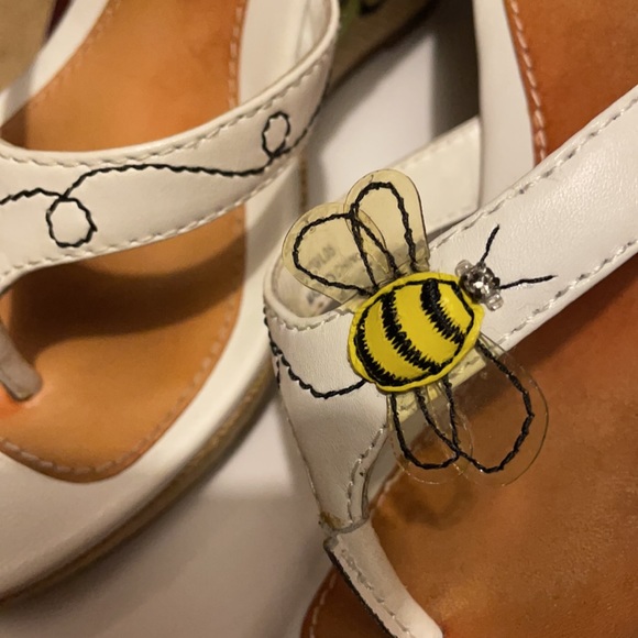 Pristine Coach Maddie Wedges🐝 - Picture 5 of 10